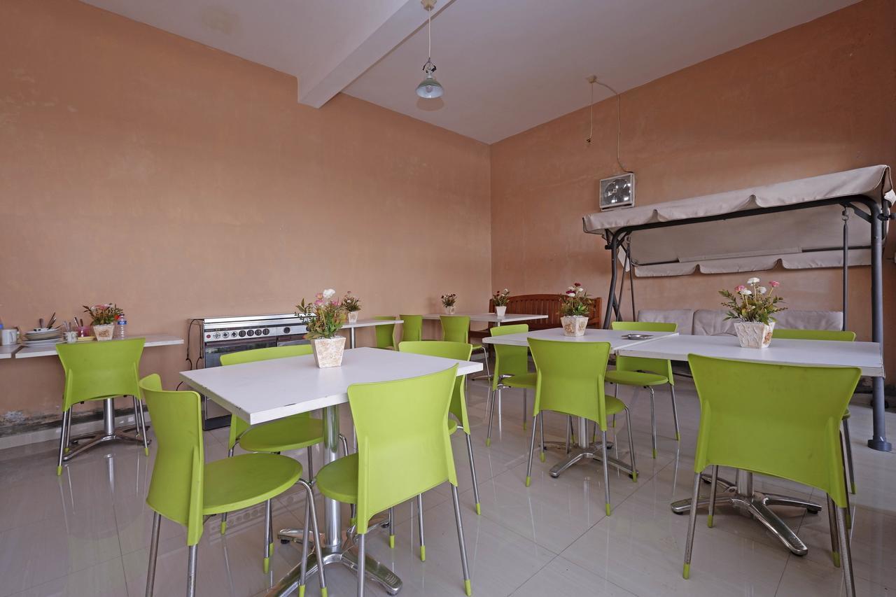 Reddoorz Near Sam Poo Kong Semarang