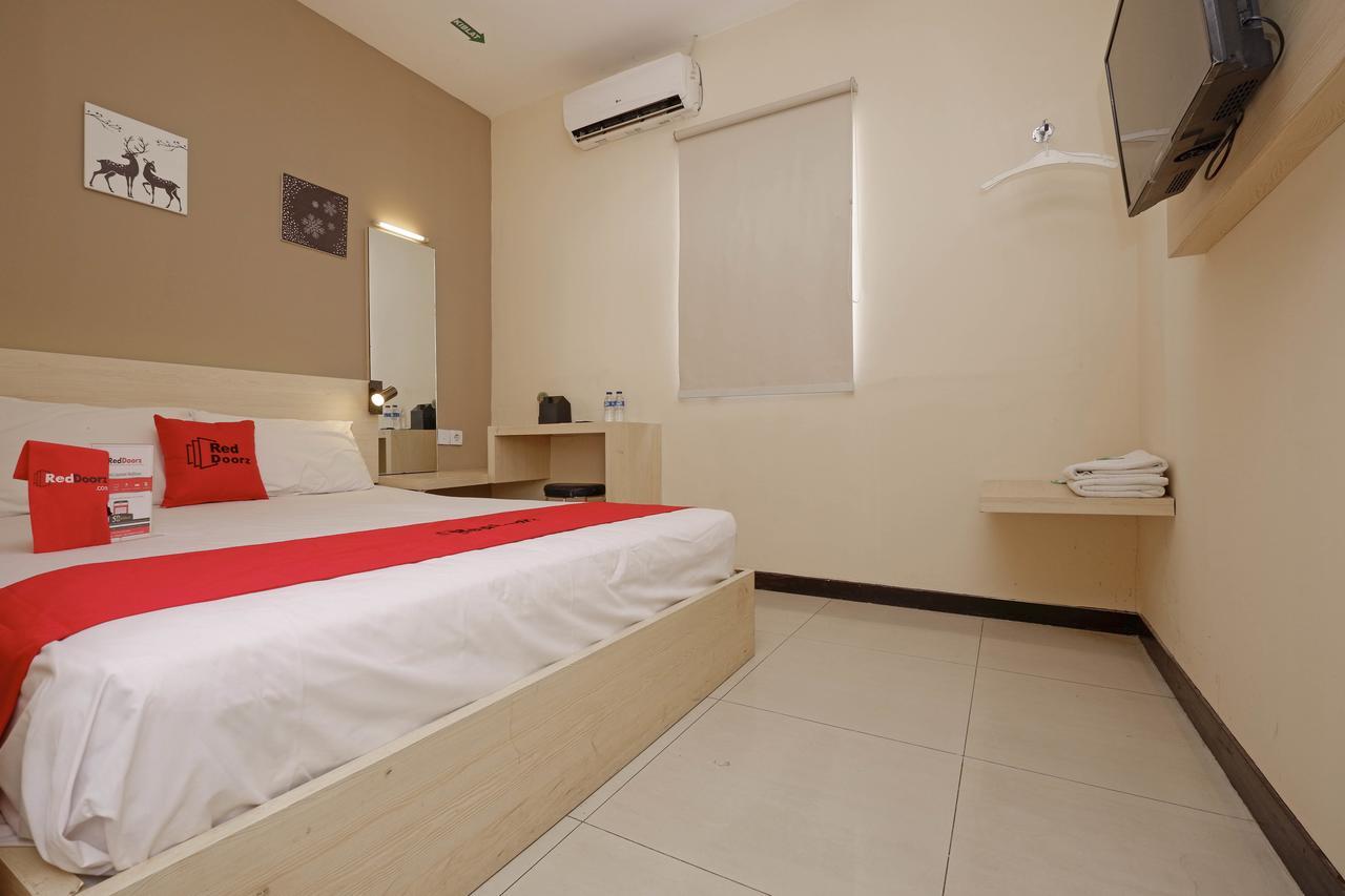 Wisma tamu Reddoorz Near Sam Poo Kong